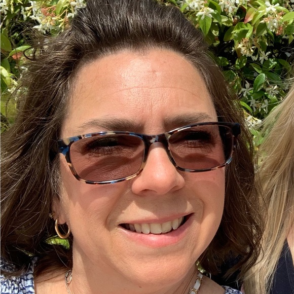 Meet your Posher, Nancy - Picture 2 of 8